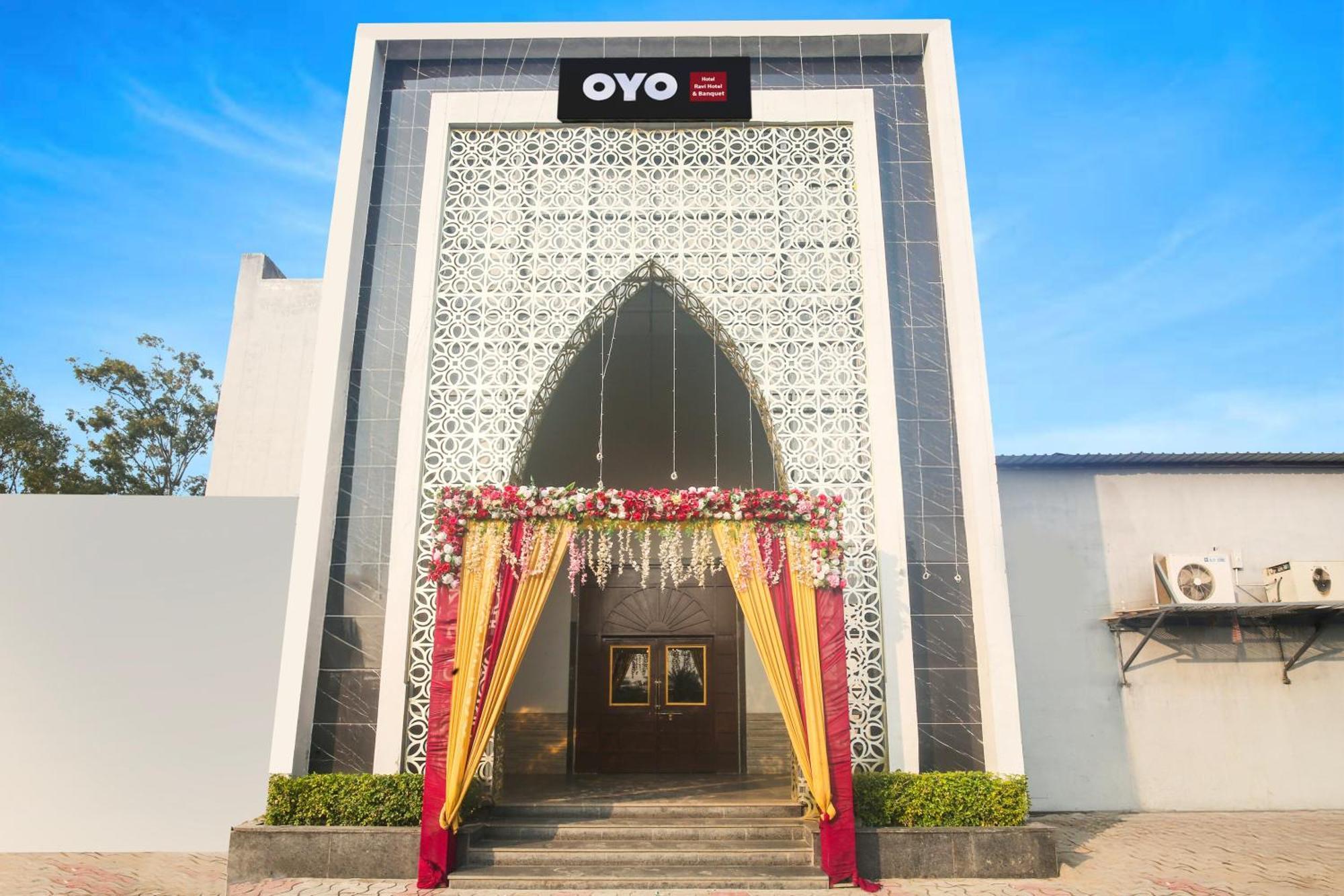Hotel O Ravi & Banquet Lalewal Esterno foto